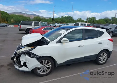 2013 Hyundai Tucson Limited z USA, uszkodzony, nr VIN KM8JU3AC7DU663630